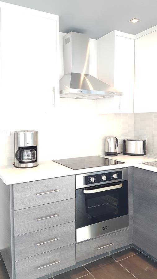 Dezo Luxury Town Apartment Ларнака Екстер'єр фото